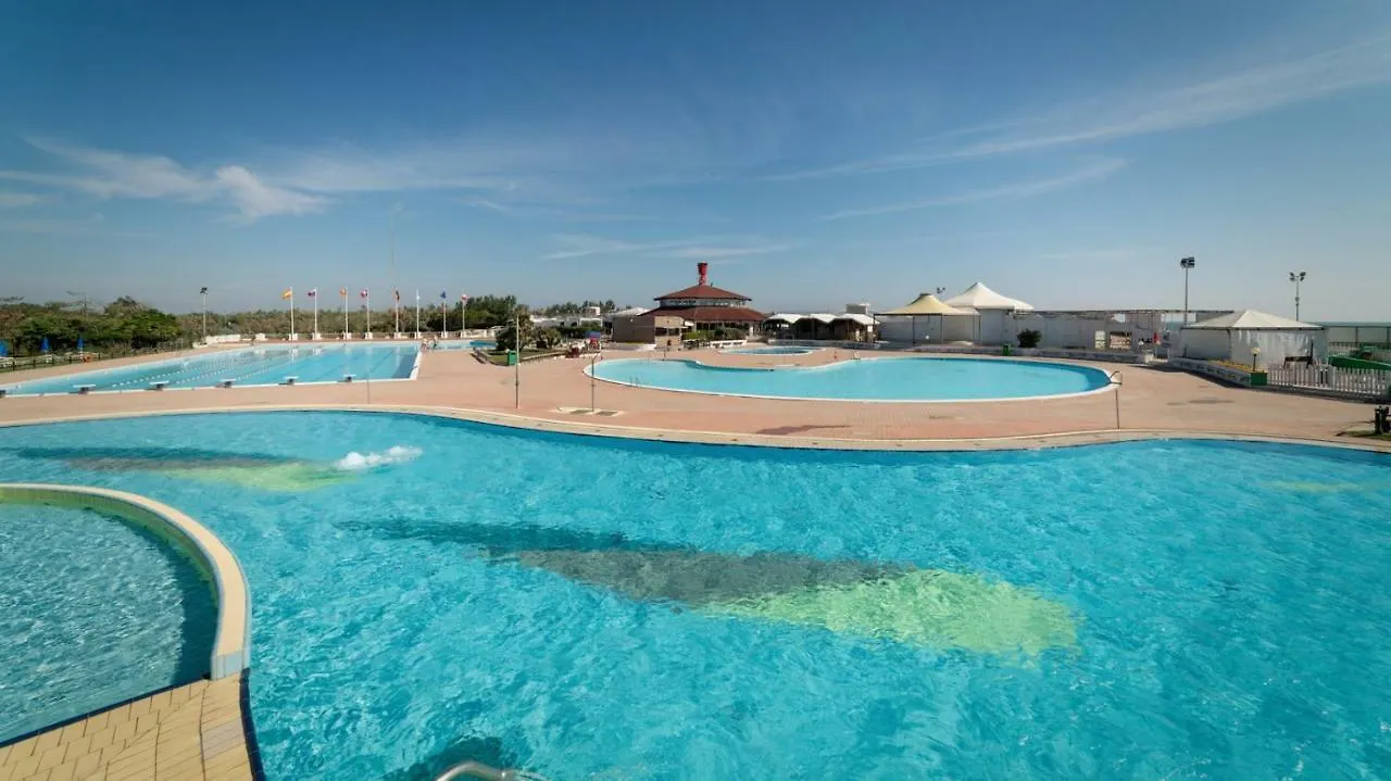 Villa V4 Bi-Trifamiliare Albarella Island